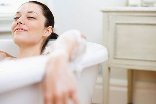 Через скільки після пологів можна приймати ванну? Через скільки після пологів можна приймати ванну?