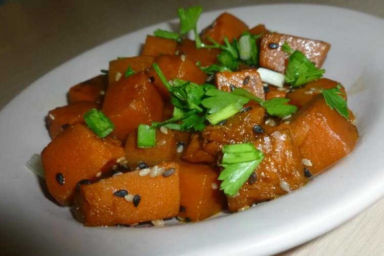 15 простих способів запекти гарбуз у духовці шматочками