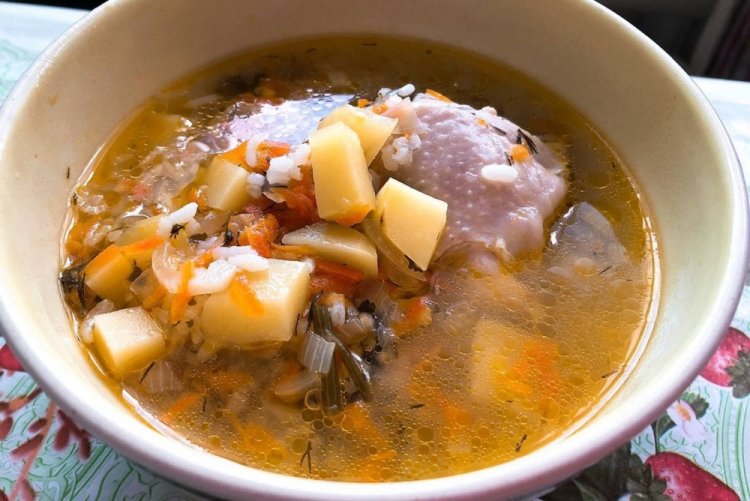 15 найсмачніших рецептів курячого супу з рисом