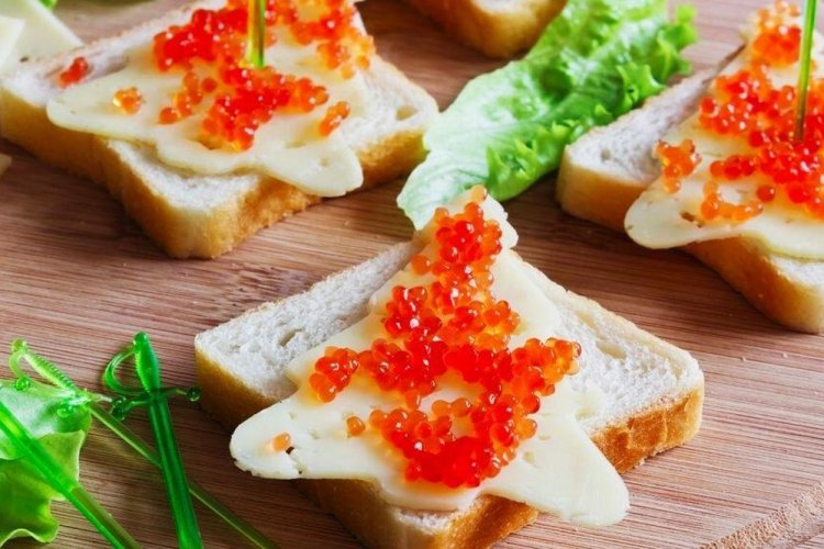 20 бутербродів з червоною ікрою, від яких гості будуть у захваті