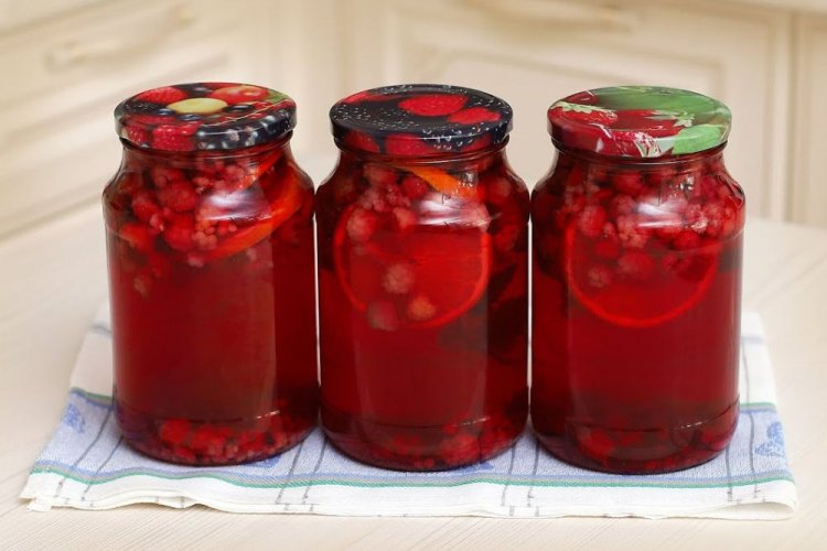 20 найкращих рецептів компоту з малини