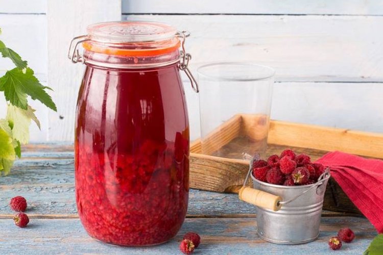 20 найкращих рецептів компоту з малини