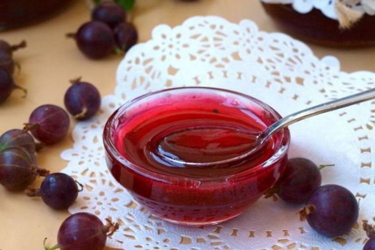 10 швидких рецептів желе з аґрусу з желатином