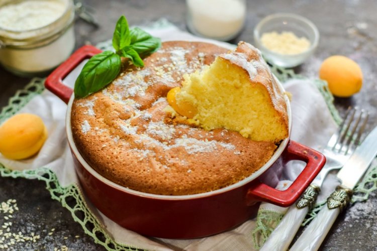 12 швидких рецептів шарлотки з абрикосами