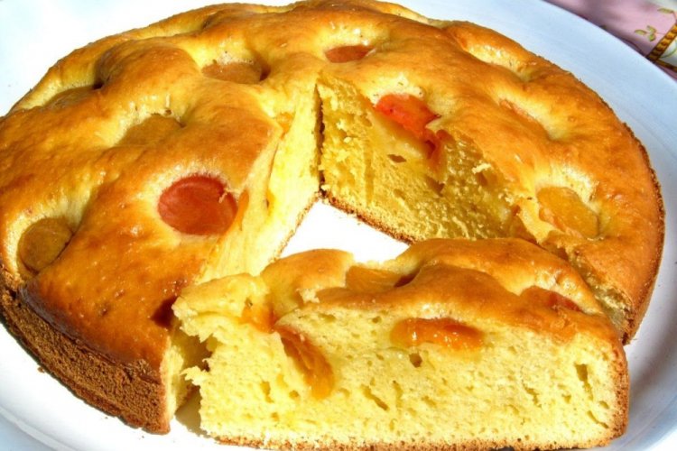 15 відмінних рецептів заливного пирога з абрикосами