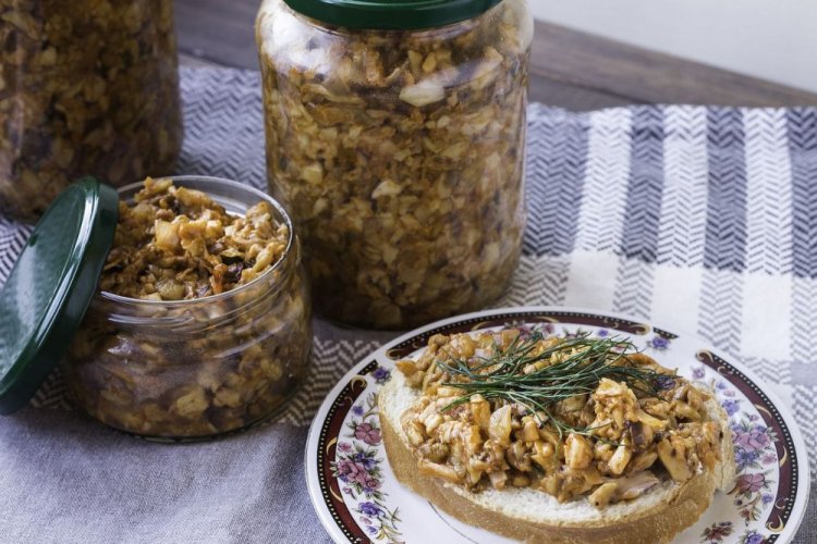 20 найкращих рецептів грибної ікри з опеньків