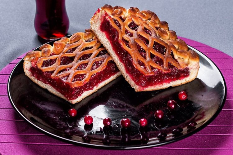 20 відмінних рецептів пирога з брусницею