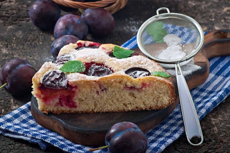 20 пирогів зі сливами, які зможе приготувати кожен