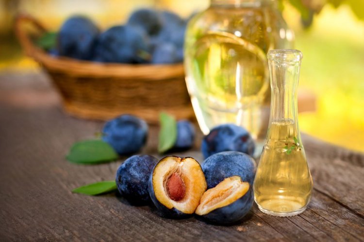 20 чудових рецептів наливки зі сливи