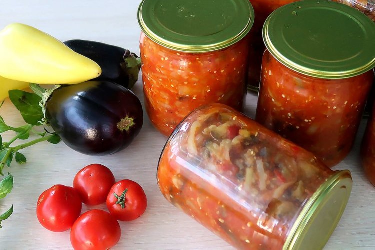 Лічо з болгарського перцю з помідорами на зиму: 20 чудових рецептів
