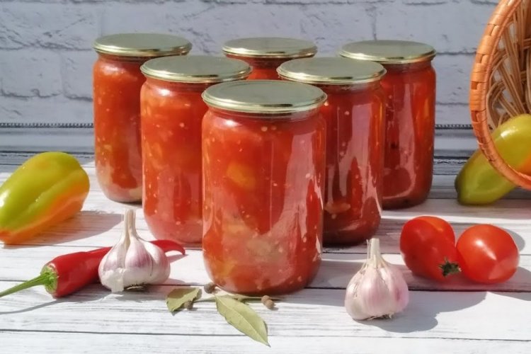 Лічо з болгарського перцю з помідорами на зиму: 20 чудових рецептів