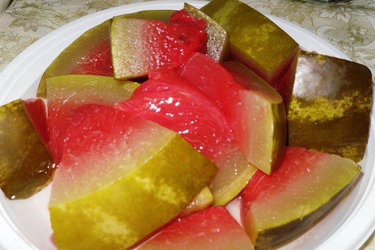 Мариновані кавуни в банках на зиму: 15 незрівнянних рецептів