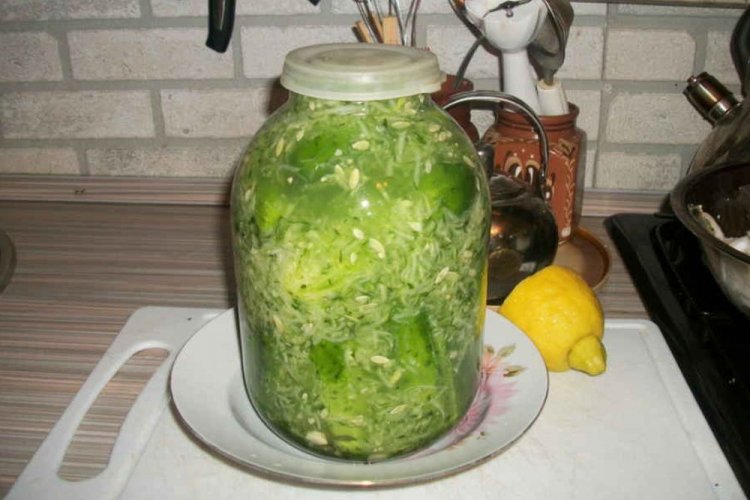 Огірки на зиму холодним способом: 20 простих та смачних рецептів