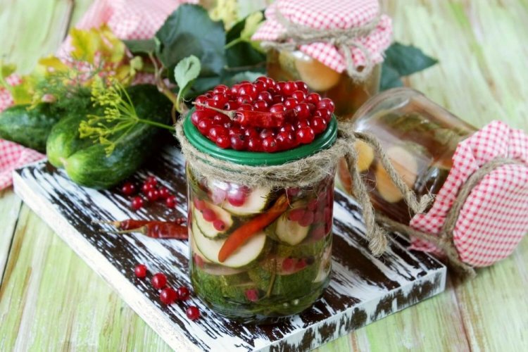 Огірки з лимонною кислотою на зиму: 20 найкращих рецептів