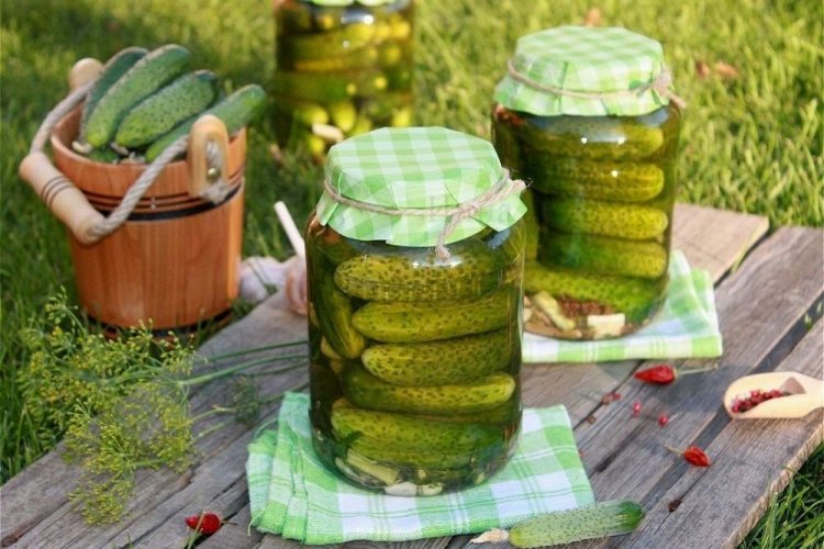 Огірки з лимонною кислотою на зиму: 20 найкращих рецептів
