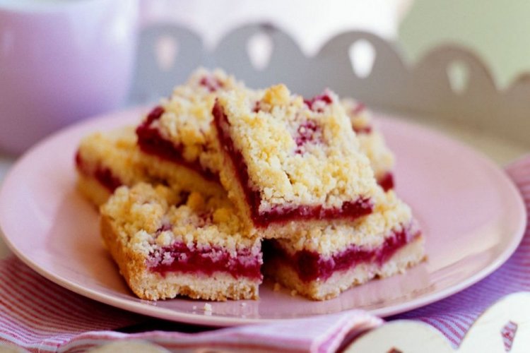 Пиріг з черешнею - 20 простих і дуже смачних рецептів