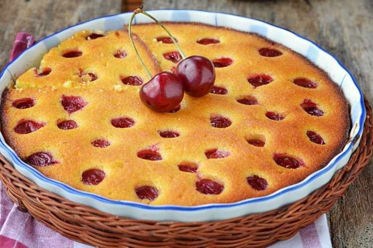 Пиріг з черешнею - 20 простих і дуже смачних рецептів