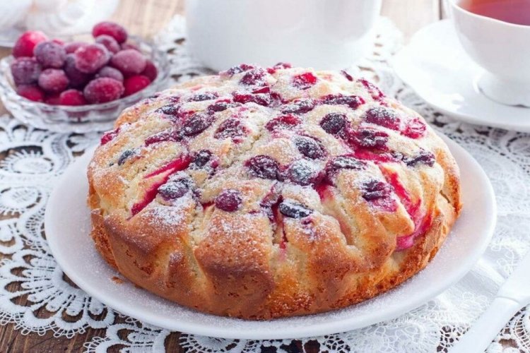 Пиріг з черешнею - 20 простих і дуже смачних рецептів