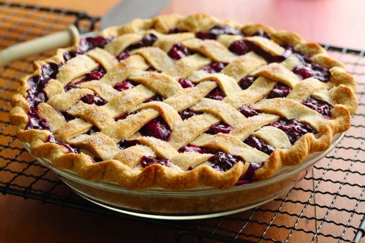 Пиріг з черешнею - 20 простих і дуже смачних рецептів