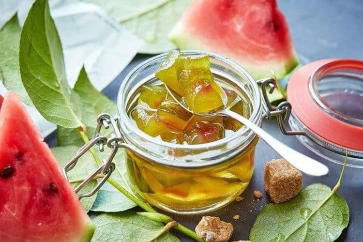 Варення з кавунових кірок: 20 найкращих рецептів