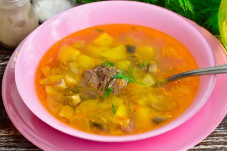 15 супів з тушонкою, які точно варто приготувати