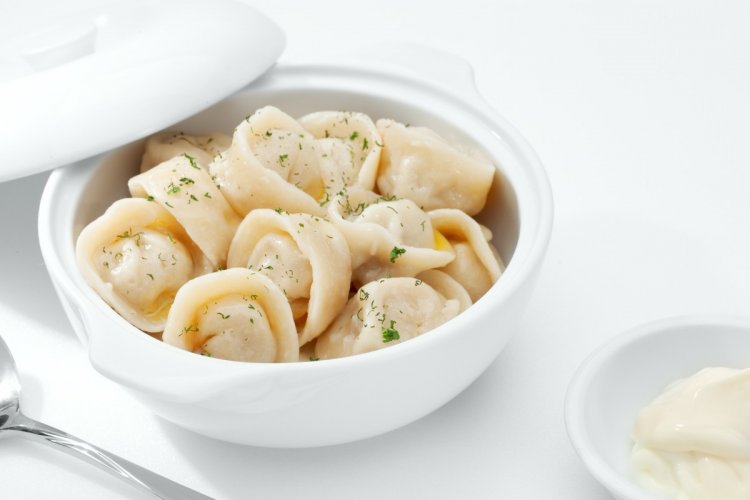 Пельмені в горщиках в духовці: 20 найкращих рецептів