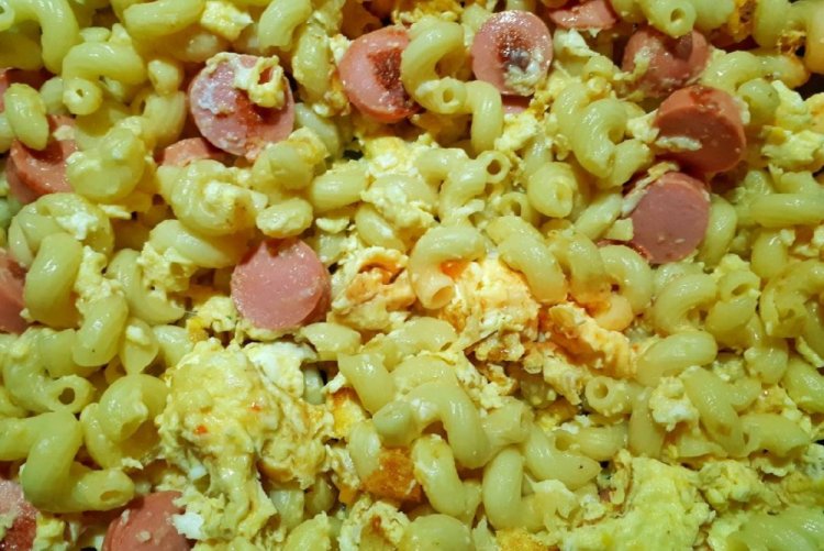 15 швидких рецептів макаронів з сосисками