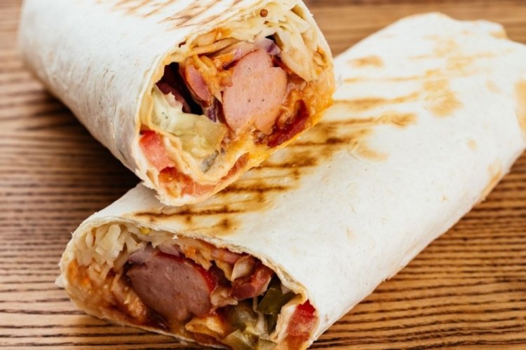 10 простих рецептів хот-догу в лаваші