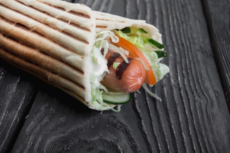 10 простих рецептів хот-догу в лаваші