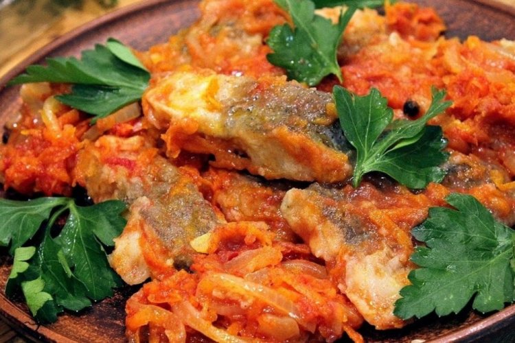 15 найкращих рецептів, як приготувати філе мінтаю на сковороді