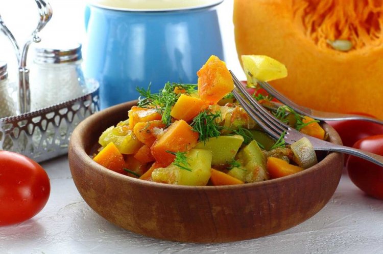 Меню на Новий рік 2024 - найкращі рецепти страв, що приготувати на новорічний стіл 2024