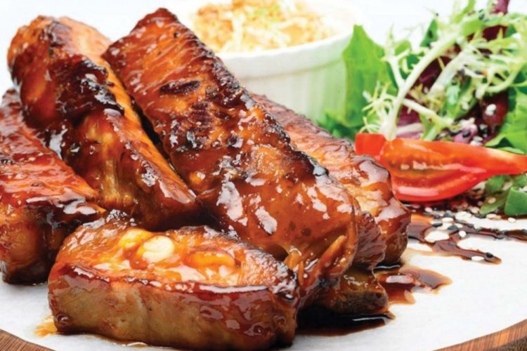 10 простих рецептів свинячих реберець у мультиварці