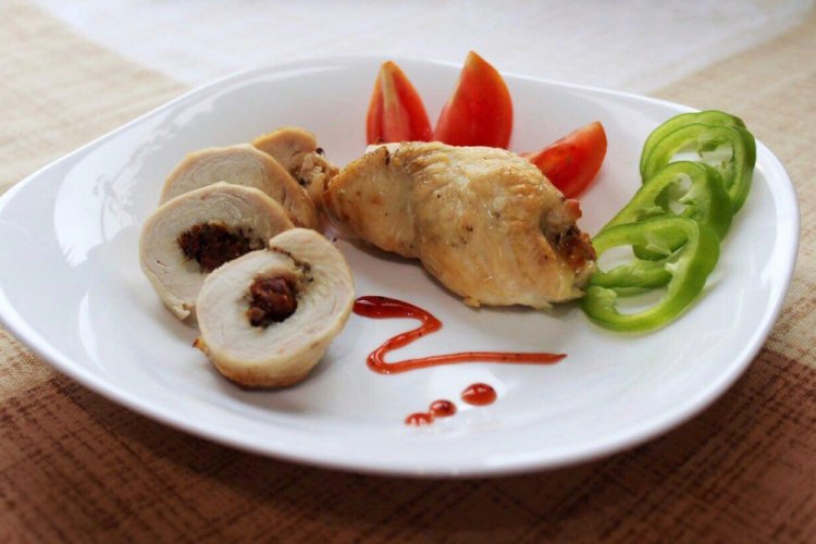 20 рецептів курки з ананасами в духовці, щоб порадувати сім'ю