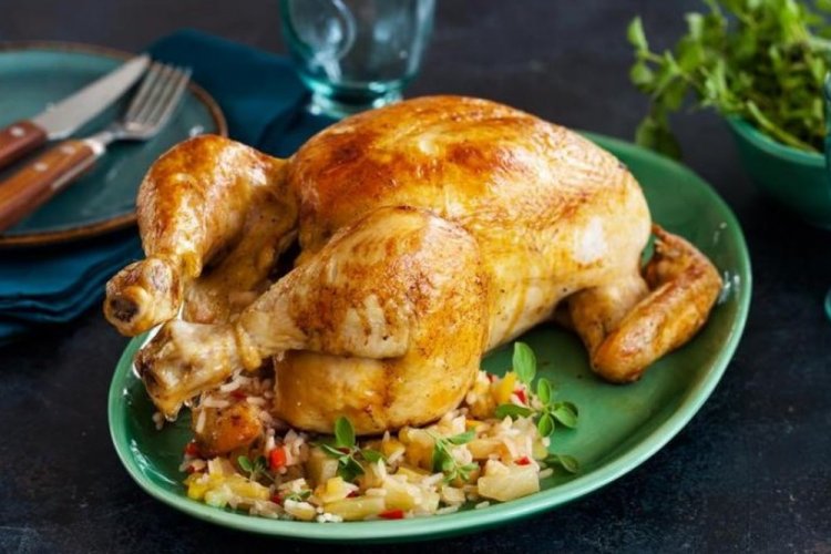 20 рецептів курки з ананасами в духовці, щоб порадувати сім'ю