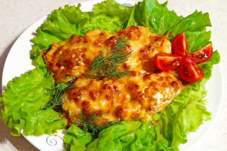 20 рецептів курки з ананасами в духовці, щоб порадувати сім'ю