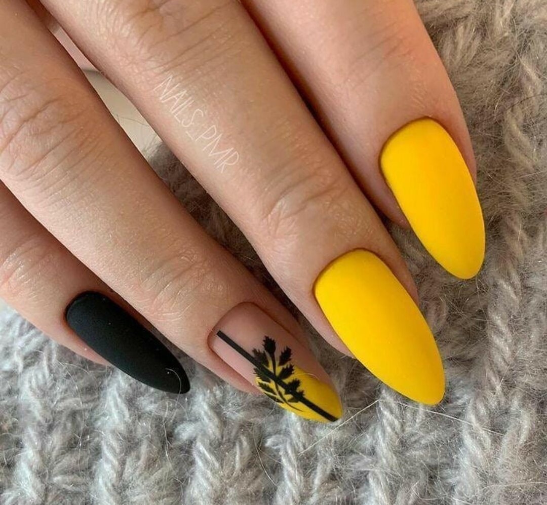 Жовтий манікюр