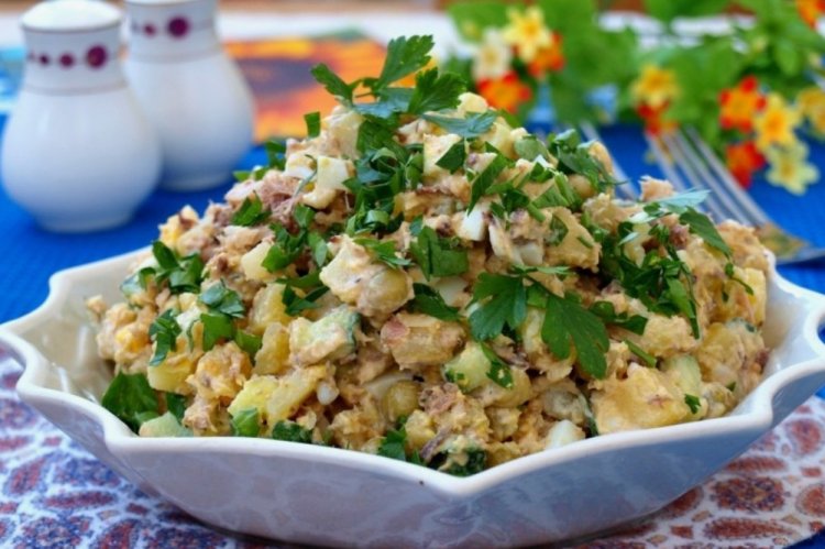 15 найкращих радянських салатів на святковий стіл