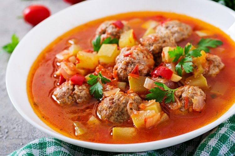 20 супів із фрикадельками, які готуються простіше простого