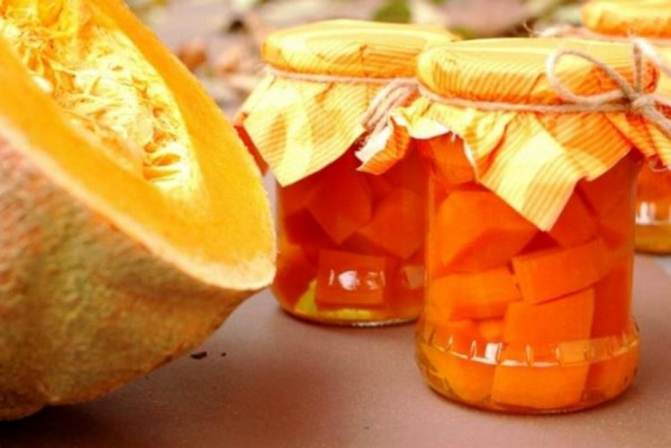 10 простих рецептів узвару з гарбуза