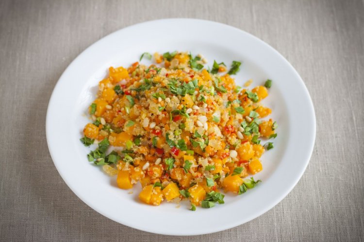15 найкращих гарнірів з кіноа на кожен день