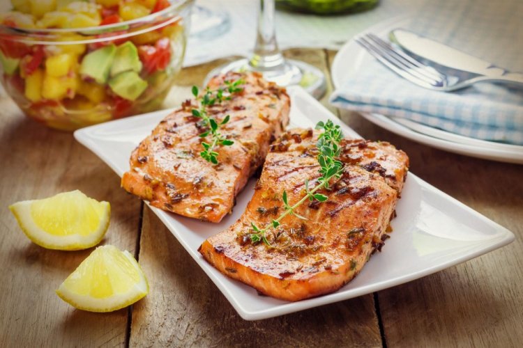 Лосось на грилі: 20 рецептів, перед якими неможливо встояти