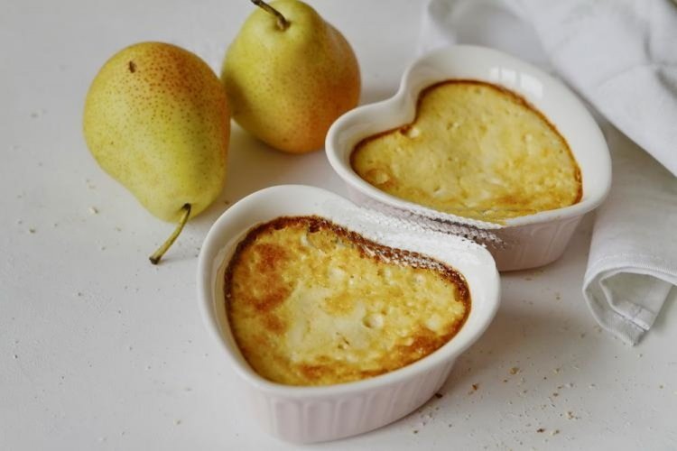 20 десертів із груші, перед якими складно встояти