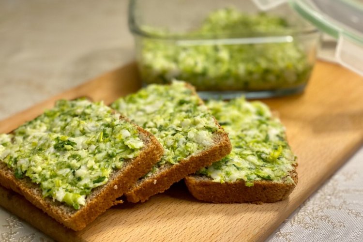 20 відмінних рецептів з черемшею на будь-який смак