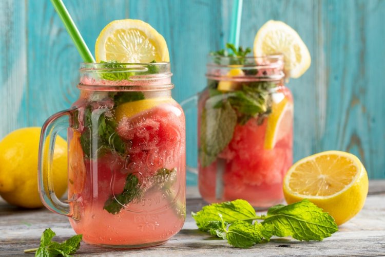 20 чудових рецептів з кавуна для літа і не тільки