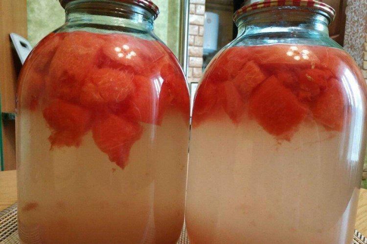 20 чудових рецептів з кавуна для літа і не тільки