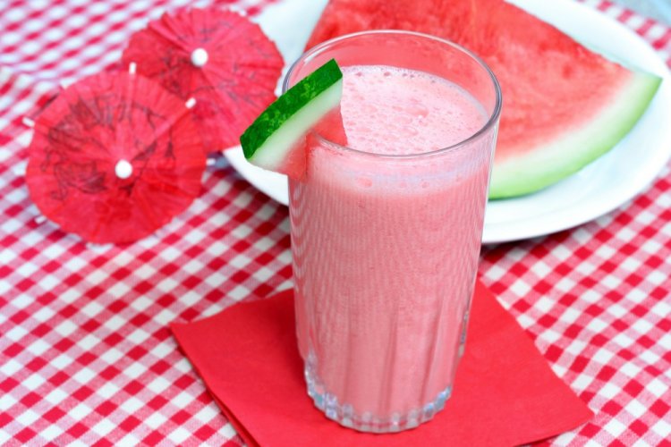 20 чудових рецептів з кавуна для літа і не тільки