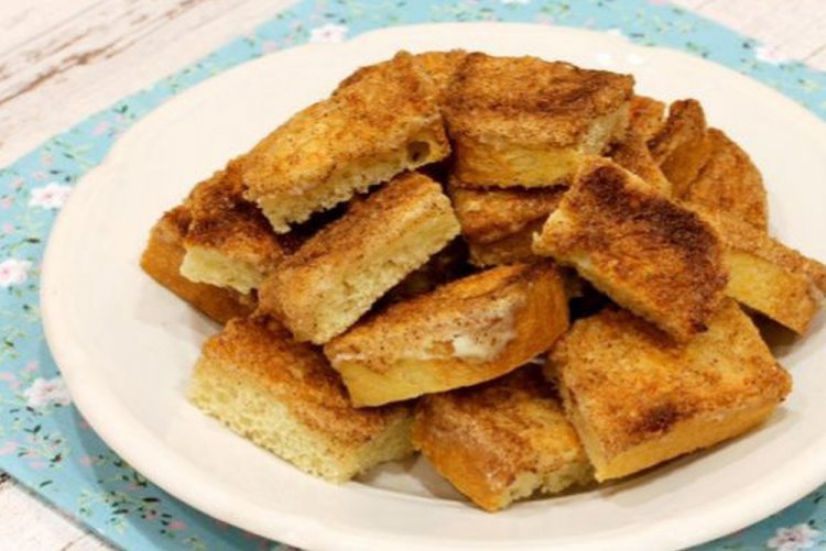 Сухарики у духовці: 20 рецептів, перед якими неможливо встояти