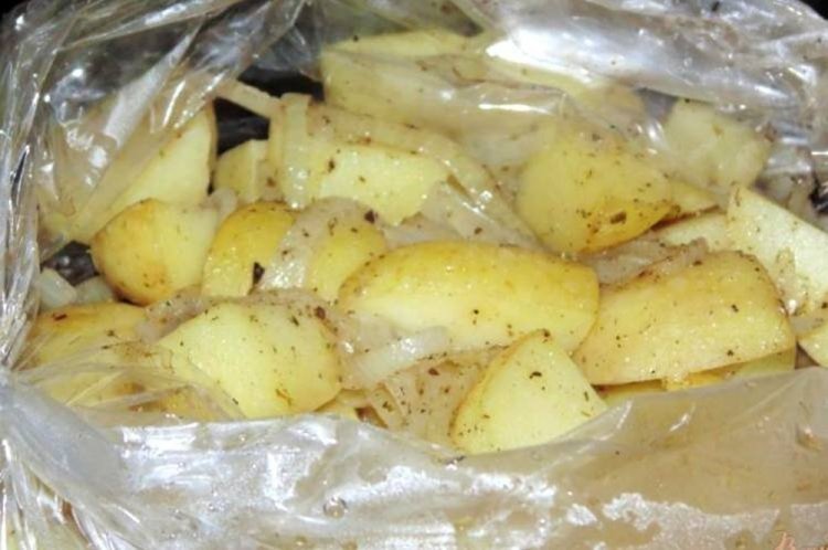 10 найсмачніших рецептів картоплі в аерогрилі