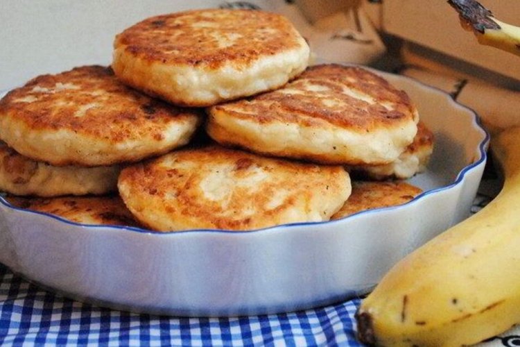 Сирники в аерогрилі: 10 смачних та незвичайних рецептів