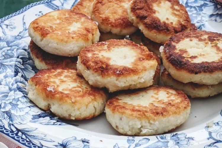 Сирники в аерогрилі: 10 смачних та незвичайних рецептів